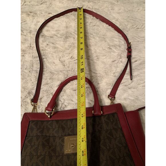 Michael Kors Purse Burgundy And Chocolate - Picture 13 of 13